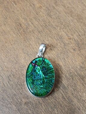 Green Dichroic Glass Oval Pendant Necklace